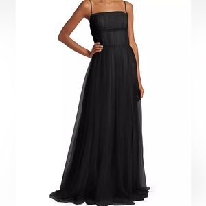 Vera Wang Manuella Tulle Back Gown